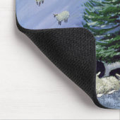 Schafe in einer Winter-Landschaft Mousepad (Ecke)