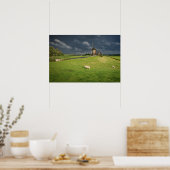 Schafe mit Windmühlen unter dunklen Wolken Poster (Küche)