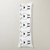 Schafe, niedlich und cudly, in einer Reihe Seitenschläferkissen (Vorderseite Vertikal)