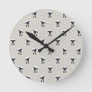 Schafe, Schafe und sogar noch mehr Schafe Runde Wanduhr