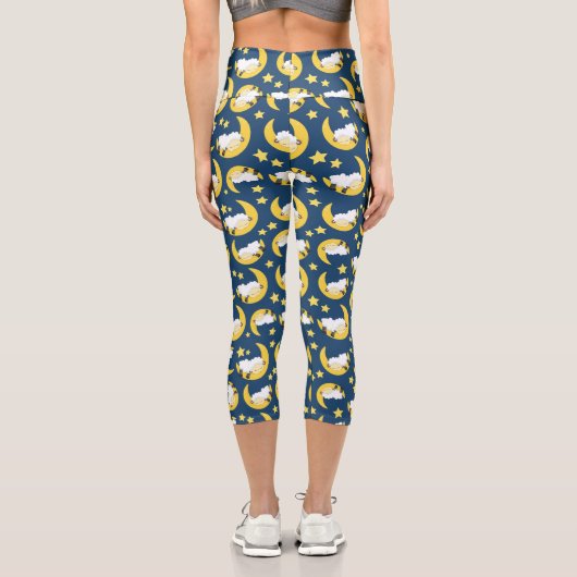 Schafe, schlafende Schafe, Mond, Sterne Capri Leggings (Rückseite)