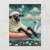 Schafe schwimmen in einem See mit Schwänen Postkarte (Vorderseite)