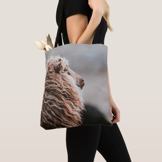 SCHAFE TASCHE (Von Nahem)