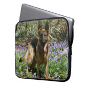 Schäferhund-Niederlegung Laptopschutzhülle (Vorderseite Links)