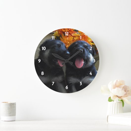 Schäferhund-Welpe: Wanduhr (Zuhause)