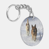 Schäferhunde, die in den Schnee laufen Schlüsselanhänger (Vorderseite links)