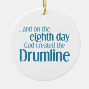 Schaffung des Drumline Keramik Ornament