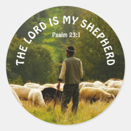 Schafhirte, die über die Schafsfahne schauen Runder Aufkleber