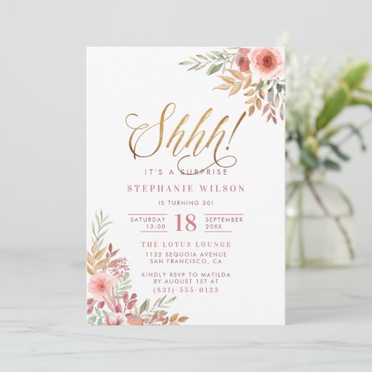 Schah! Es ist eine Überraschung | Modern Script Bi Einladung (Stehend Vorderseite)