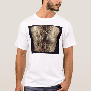 Schale, einen inländischen Stier darstellend T-Shirt