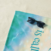 Schale in einem blühenden Schwimmbecken Strandtuch (Beispiel)