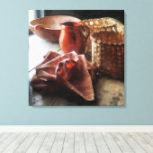 Schale und Korbkörbe Leinwanddruck (Insitu (Holzboden))