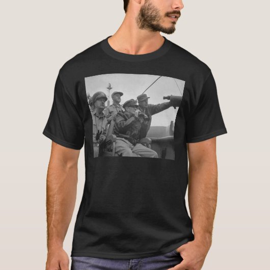 Schälen General-Douglas MacArthur von Inchon T-Shirt (Vorderseite)