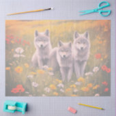 Schalkhafte graue Wolfswelpen Seidenpapier (Basteln)