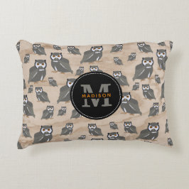 Schälmuster und Rustikales Holzmonogramm Dekokissen