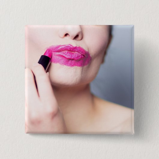 Schaltfläche "Lipstick mit falsch" Button (Vorderseite)