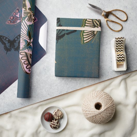 SCHALTFLÄCHEN UND BLAU GESCHENKPAPIER (Basteln)