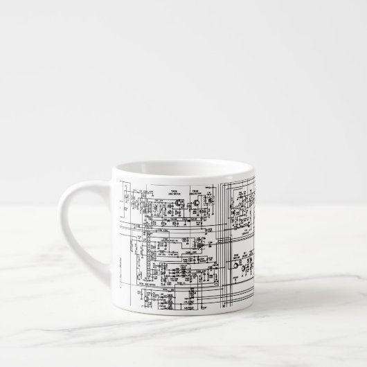 Schaltkreisrechner-Hardwareingenieur Espressotasse (Links)