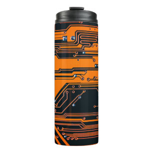 Schalttafel. Elektronische Computerhardware Thermosbecher