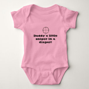 "Scharfschütze in einer Windel" Baby wachsen Strampler