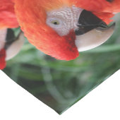 Scharlachrot Macaw- Kurzer Tischläufer (Ecke)
