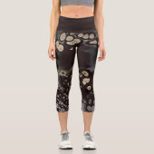 Schattenfelder, schwarze und graue Zellen Capri Leggings (Vorderseite)