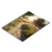 Schattenpfad auf der Wiese der Wildblume Notizblock (Linke Seite)