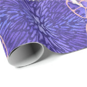 Schattierungen von Lavendel und grünen Abstrakten  Geschenkpapier (Rolleneckpunkt)