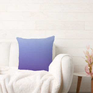 Schattierungen von Periwinkle Violett zu Blau Kissen
