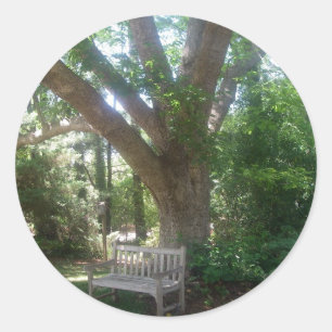 Schattiger Platz, zum sich des Aufklebers zu Runder Aufkleber