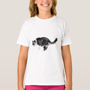 Schattiger Schritt, alltägliche Leichtigkeit T-Shirt