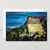 Schatztruhe von Gold auf den Felsen Einladung (Vorne/Hinten)