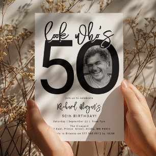Schau mal, wer 50 ist Foto zum 50. Geburtstag Ei Einladung