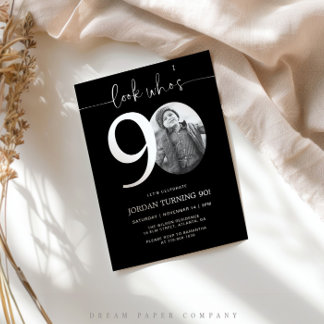 Schau mal, wer ist 90 | Black 90. Birthday Invite Einladung