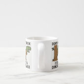 Schau nicht nach, es ist ein Dinosaurier Espressotasse (Rückseite)