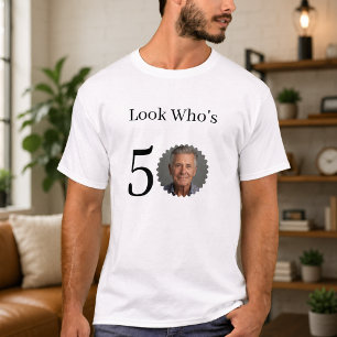 Schau Wer Hat 50. Geburtstag T-Shirt Benutzerdefin