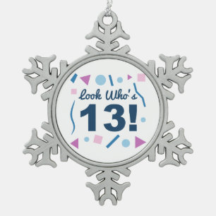 Schau, wer ist 13 schneeflocken Zinn-Ornament