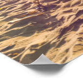 Schauen Sie bei Sonnenuntergang am Strand Poster (Ecke)