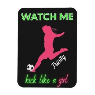 Schauen Sie mir zu, wie ein Girl Soccer ankommt Magnet