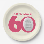 Schauen Sie sich die cremefarbene Papiertüte des 6 Pappteller (Vorderseite)