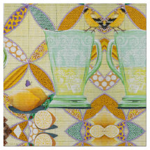 Schauen Sie, wer in die Limonade fiel!