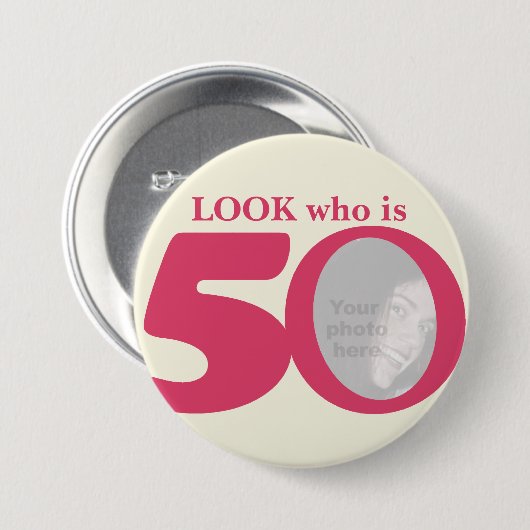 Schauen Sie, wer Spaßrosacremeknopf/-Abzeichen mit Button (Vorne & Hinten)