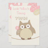 Schauen Sie Whoos den drehenzwei Baby-Geburtstag Einladung (Vorne/Hinten)