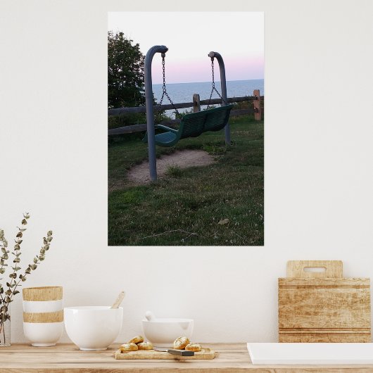Schaukel mit Blick auf den See Poster (Küche)