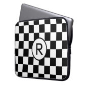 Schecktes Schwarz-Weiß-Muster mit Monogramm Laptopschutzhülle (Vorderseite Links)