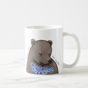 Scheuer Bär mit blauen Blumen Ungesagte Liebe  Kaffeetasse