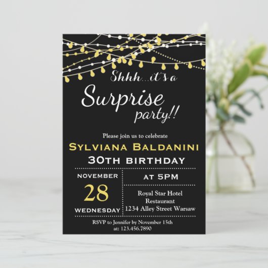 SCHH... EIN ÜBERRASCHENDES PARTY!................. EINLADUNG (Stehend Vorderseite)