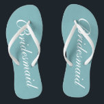 Schick aquamarine blauen Bräunungsstrände Hochzeit Badesandalen<br><div class="desc">Schick aquamarinen blauen Bräute Strand Hochzeit Flip Flops. Persönliche elegante Flipflops für die Braut / Teambride. Machen Sie Ihre eigenen personalisierten Keilsandalen für Braut, Brautmädchen, Trauzeugin, Blume Mädchen, Brautmutter, Bräutigam, Gast usw. Niedlichen Sommerhausschuhe für Wassersport- oder Strandheirat in der Nähe des Meeres. Auch schön wie Hochzeitsfeier an der Küste für...</div>