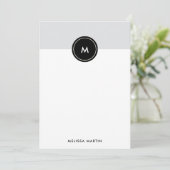 Schick-Grau-Schwarz-Stationery-Note (Stehend Vorderseite)