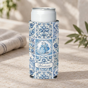 Schicke blaue weiße Toile de Jouy Puppen und Blume Selters Dosenkühler